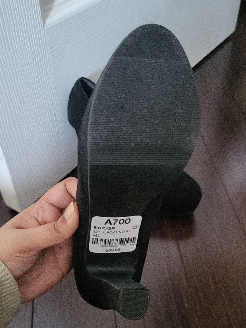le chateau Black Suede Round-Toe High Heels - Picture 2 of 3